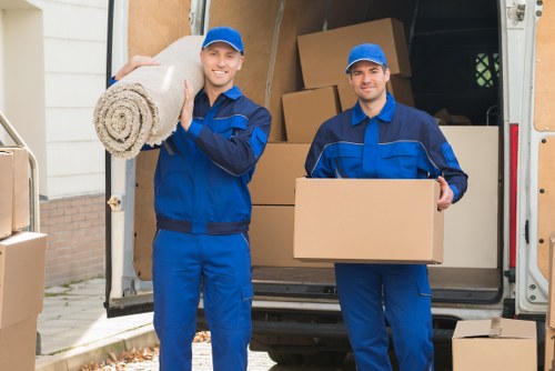 Packing and loading service for Surrey Quays removals