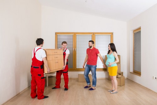 Reliable Surreyquays Storage offering space, security, and convenience