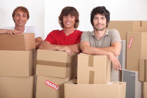Convenient local self storage space in Surreyquays